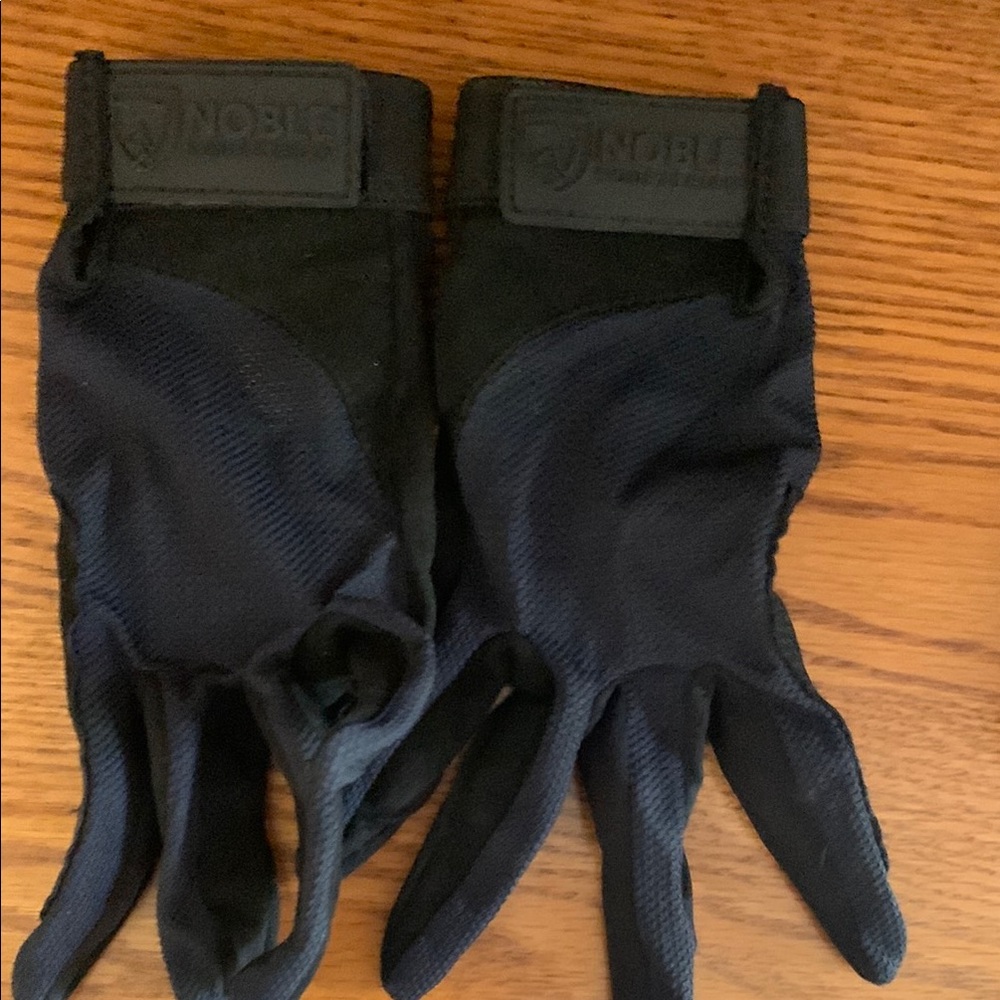 Noble Equestrian NAVY riding gloves